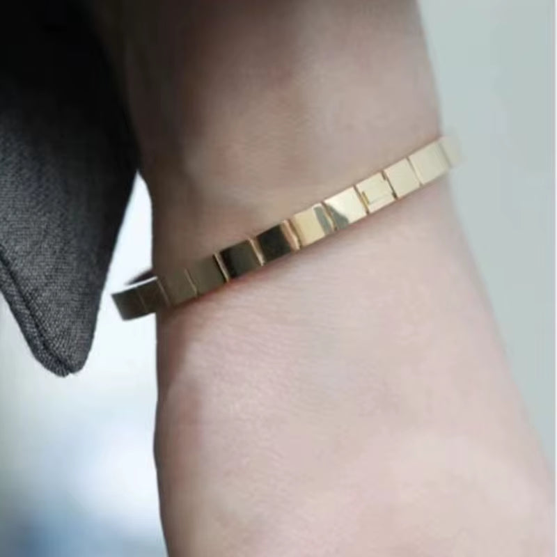 High End PVD 18K Gold Plated Plaid Bangle Bracelet Stainless Steel Jewelry Tarnish Free & Waterproof