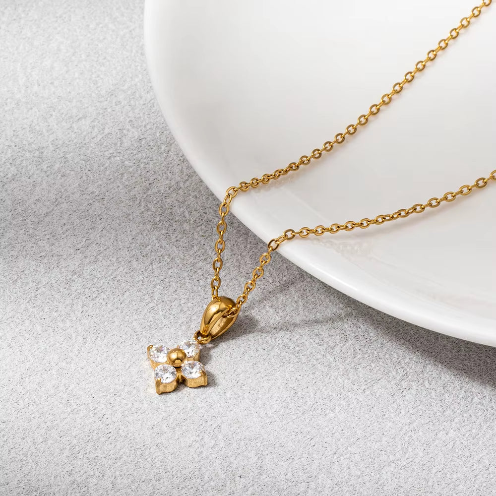 Joolim Jewelry 18K Gold Plated Waterproof Fashion Simple Sweety Flower Zirconia Pendant Necklace Stainless Steel Jewelry