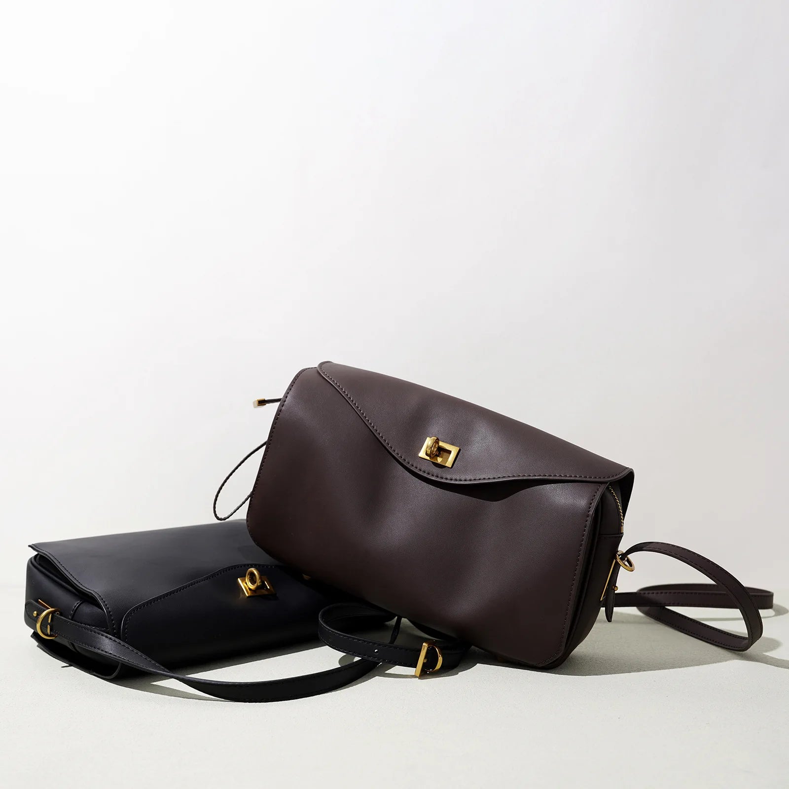 Early Spring 2026 High End Top Layer Cowhide Women Crossbody Bag Minimal Luxury Lightweight Shoulder Handbag