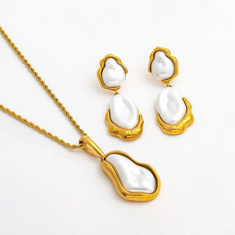 Joolim Jewelry 18K Gold Plated Waterproof Fashion Irregular Pearl Pendant Twisted Rope Chain Necklace Stainless Steel Jewelry
