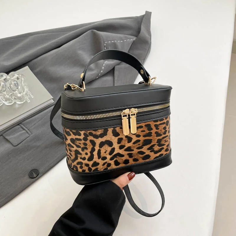 New Style High-Value PU Cylinder Bucket Bag Patchwork Contrast Color Crossbody Shoulder Bag Women'S Instagram Single Polyester