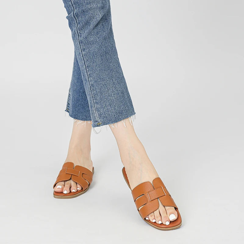 Women'S Sandals Fashion Slippers Soft PU Breathable Non Slip Rubber Bottom Shoes 2025 New Edition