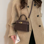 2026 Women PU Single Fashionable PU Summer Faux Vegan Phone Tote Bag Cross Body Strap Large Capacity Shipping Bag Pack